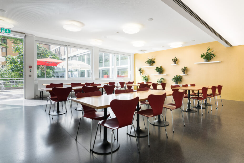 Innenplätze im Bistro B